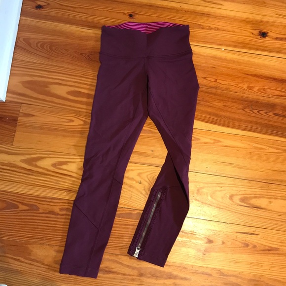 Lululemon leggings with zipper ruffle bottom - Picture 2 of 5